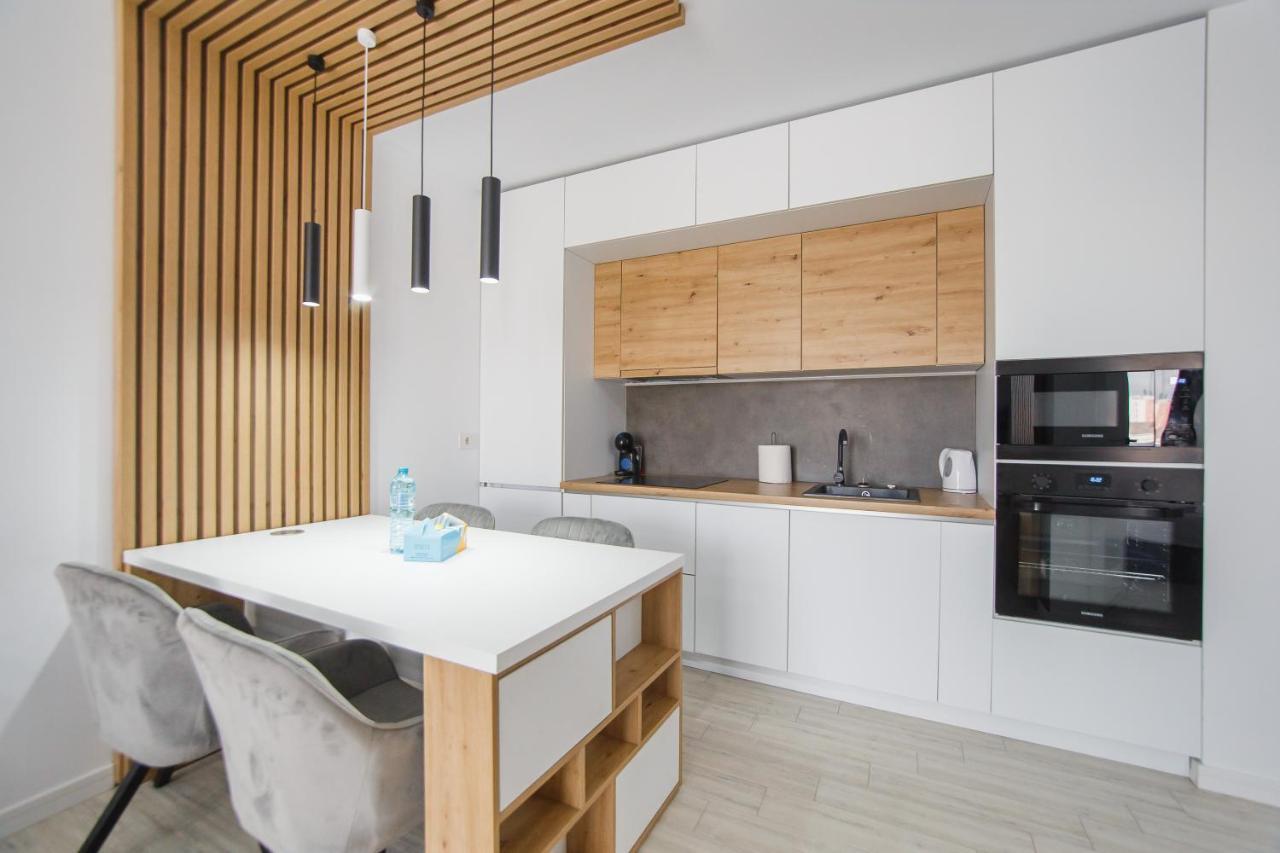 Pinkwood Harmony Apartamento Oradea Exterior foto