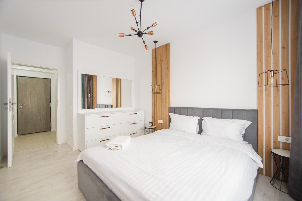 Pinkwood Harmony Apartamento Oradea Exterior foto